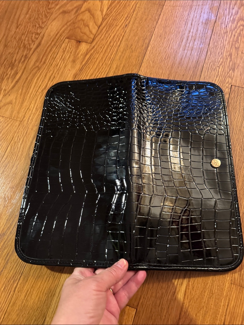 🐷 Samantha Brown Black Croc Embossed Patent Travel Organizer Clutch - Picture 9 of 10